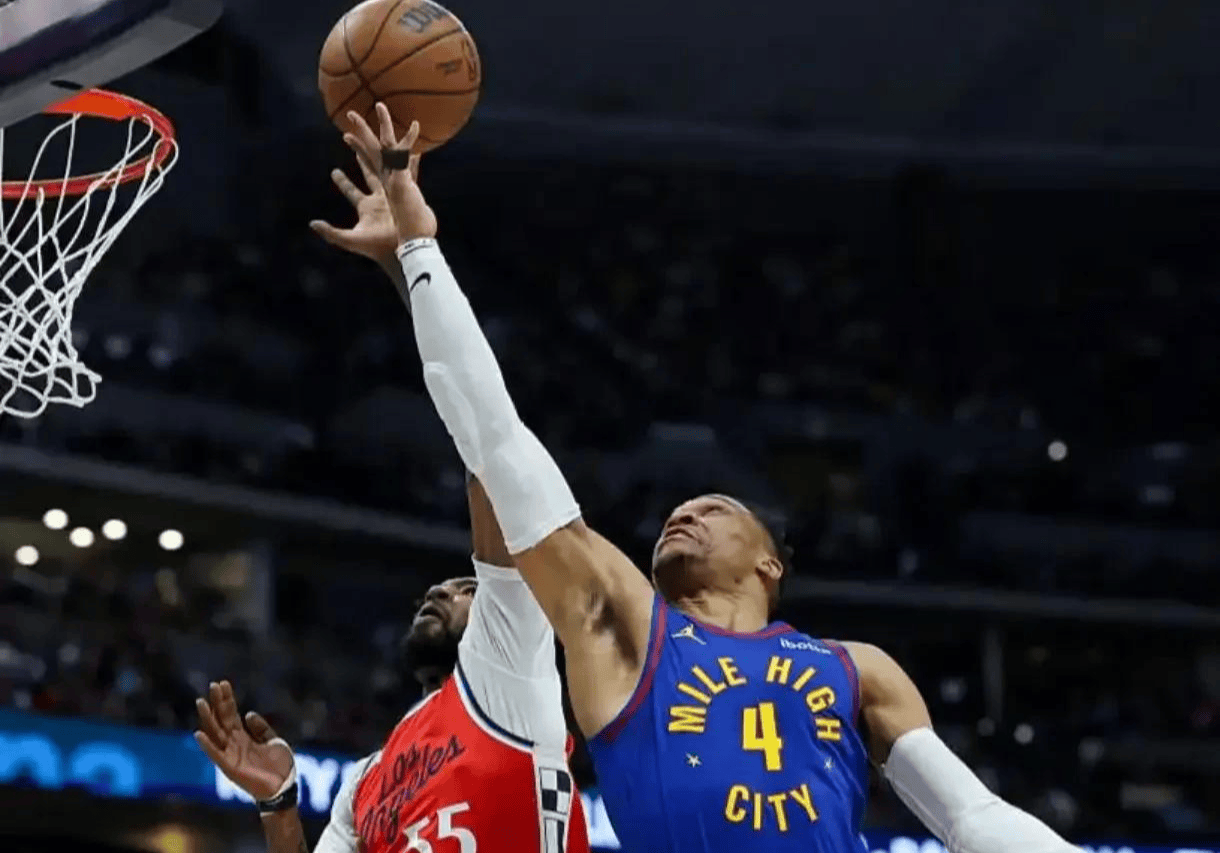 西蒙斯惊艳全场，威少助攻爆棚，球队未来可期逆转取胜！