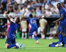 关于利雅得新月士气爆棚，亚洲杯次回合遇上洛杉矶湖人，目标明确直指晋级的信息