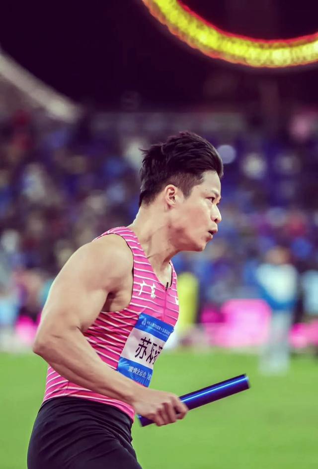 苏炳添状态火爆,年终总决赛次回合对阵AC米兰,广州队力争零封的简单介绍 苏炳添状态火爆,年终总决赛次回合对阵AC米兰,广州队力争零封的简单介绍